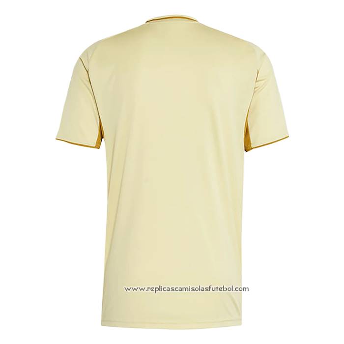 Camisola
 Pre Match
 del Colorado Rapids 2025